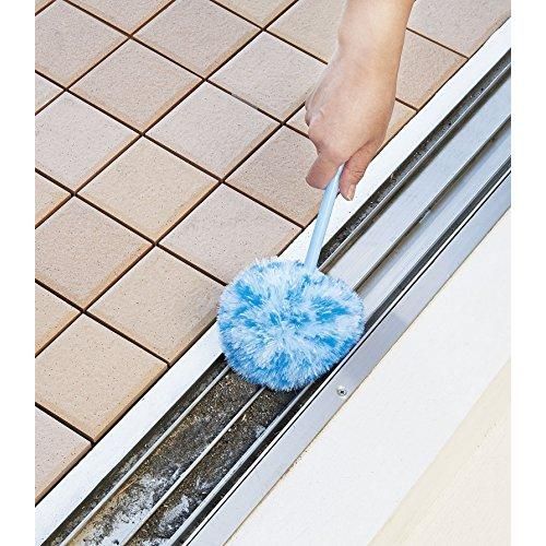 溜まったホコリを取る 扇風機ボールブラシ