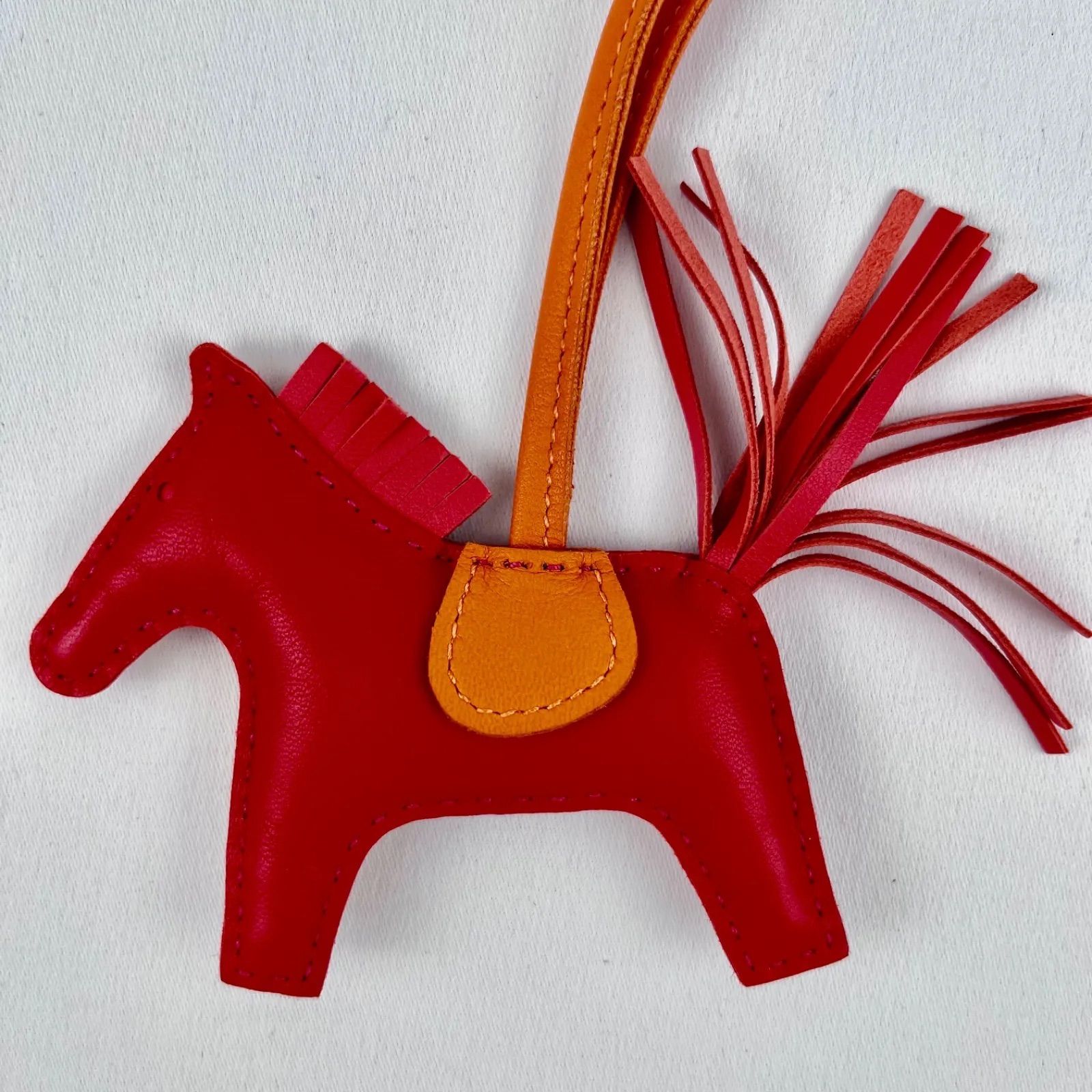 美品☆HERMESエルメス.ロデオpmチャーム.キーホルダー