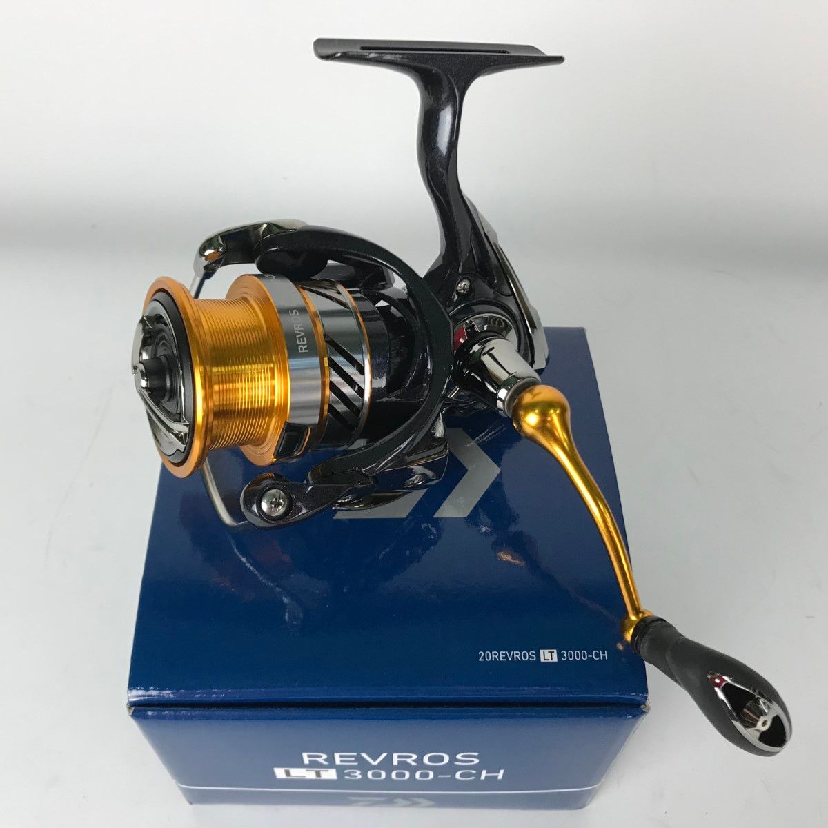 ダイワ スピニングリール レブロス LT5000D-CH 2020年モデル