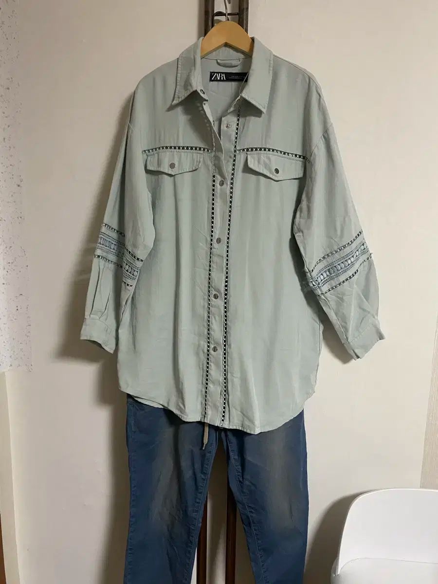 サララ ZARA(ザラ) オーバーサイズ シャツ ジャケット 66 ー 88 - メルカリ