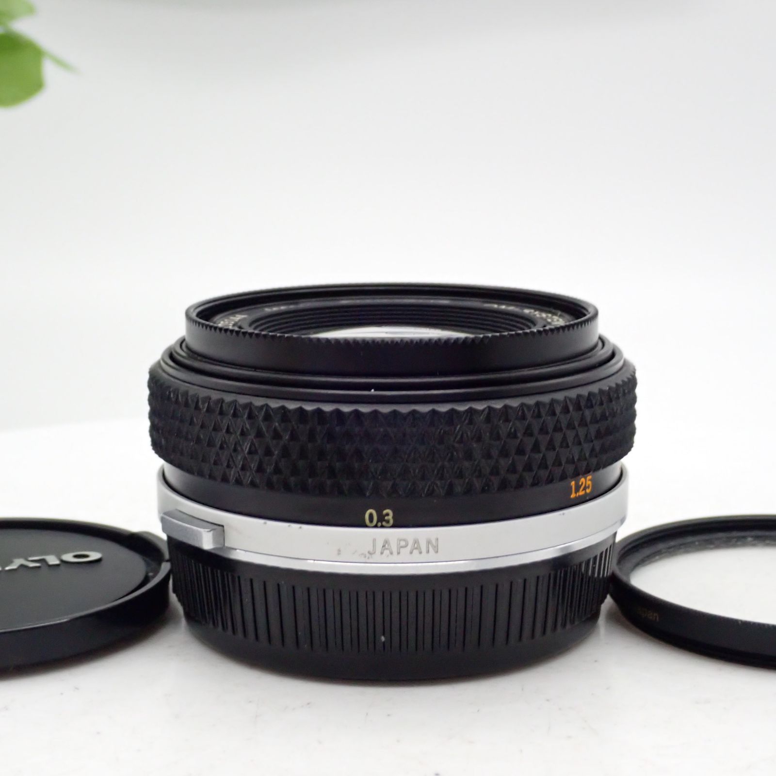 美品 OLYMPUS OM-SYSTEM ZUIKO AUTO-S 40mm f2 標準 単焦点 パン