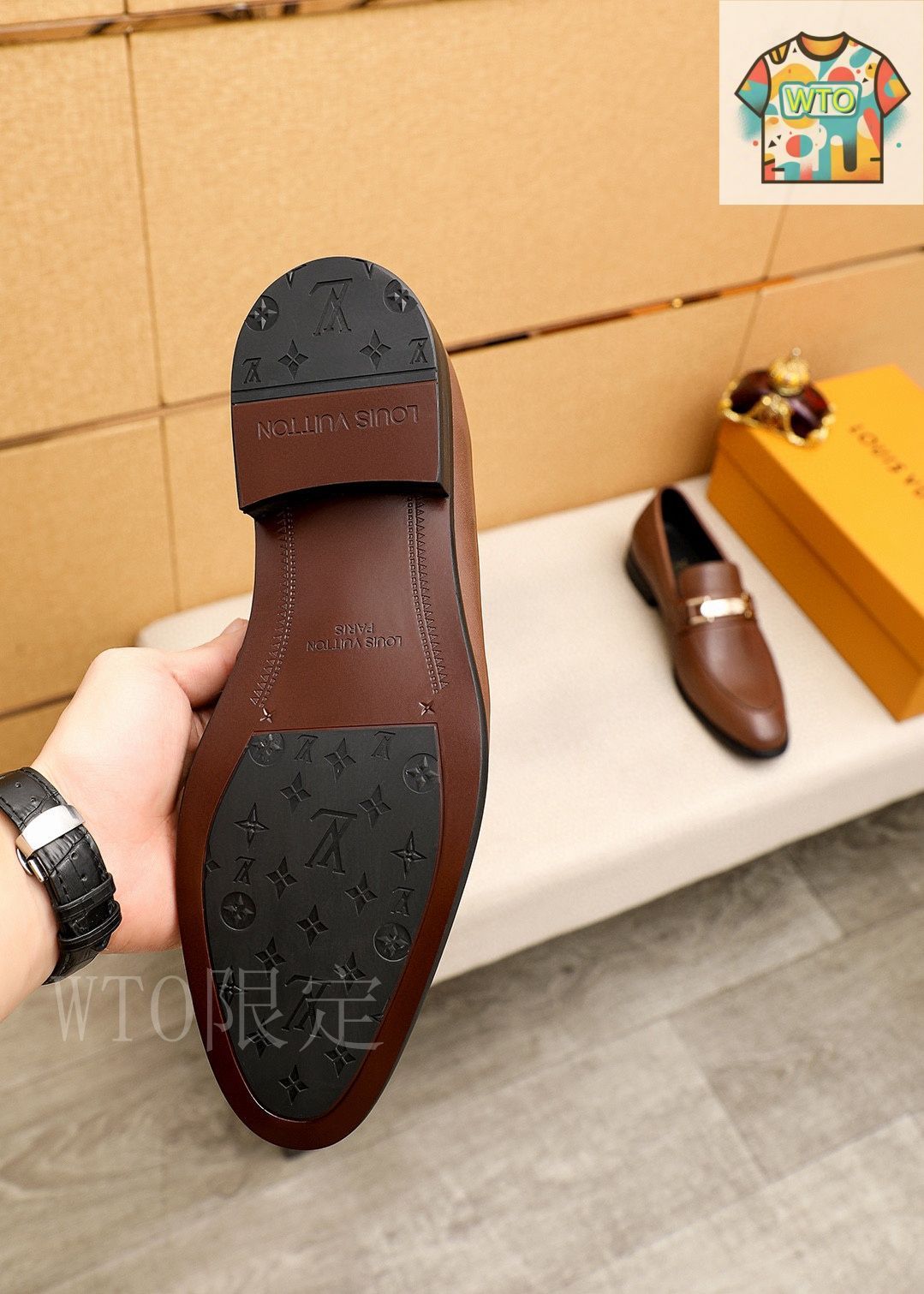 極美品 ルイヴィトンLOUIS VUITTON レザー モカシン シューズ 革靴 LOUIS VUITTON - ルイヴィトン LOUIS VUITTON ローファー