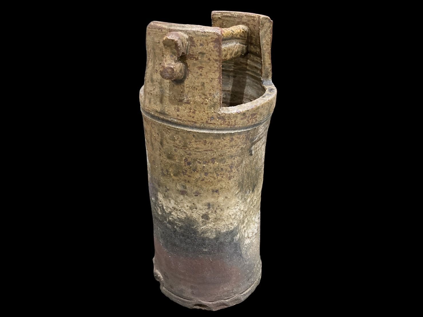 備前焼　手桶花入れ　花器　花瓶 置物　骨董品　手付花入 備前焼 手桶花入 在銘 落款 花入 花瓶 花器 インテリア 茶道具