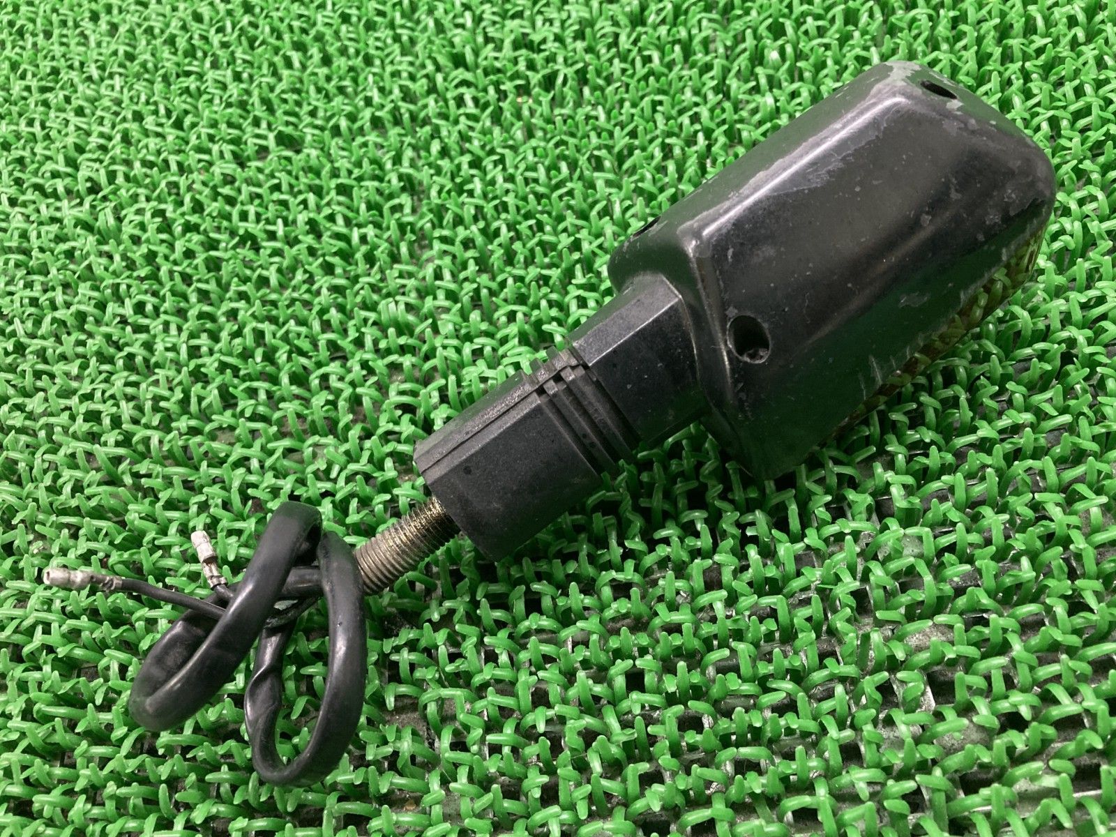 GSX400Sカタナ フロントウインカー 左 35601-70 スズキ 純正 中古