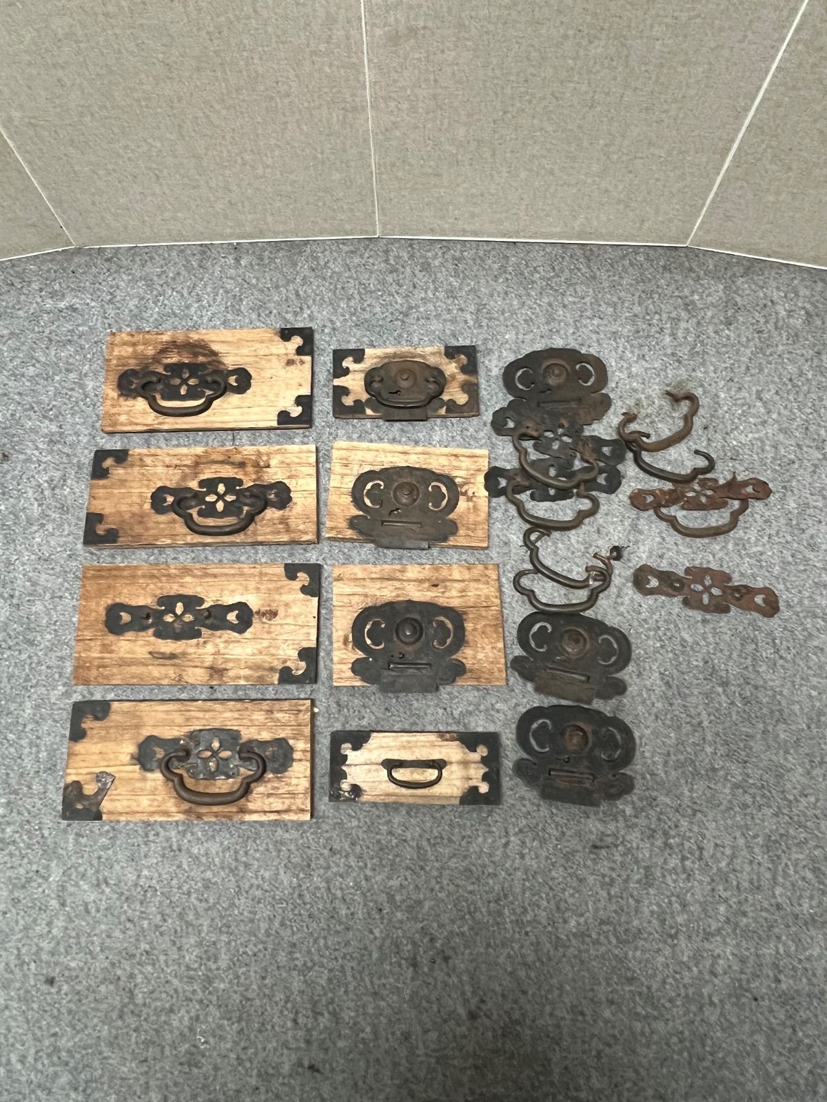 閂　角手金具　骨董　抽斗　時代箪笥　箪笥　引き出し　重厚　和製アンティーク 閂 角手金具 骨董 抽斗 時代箪笥 箪笥 引き出し 重厚 和製アンティーク
