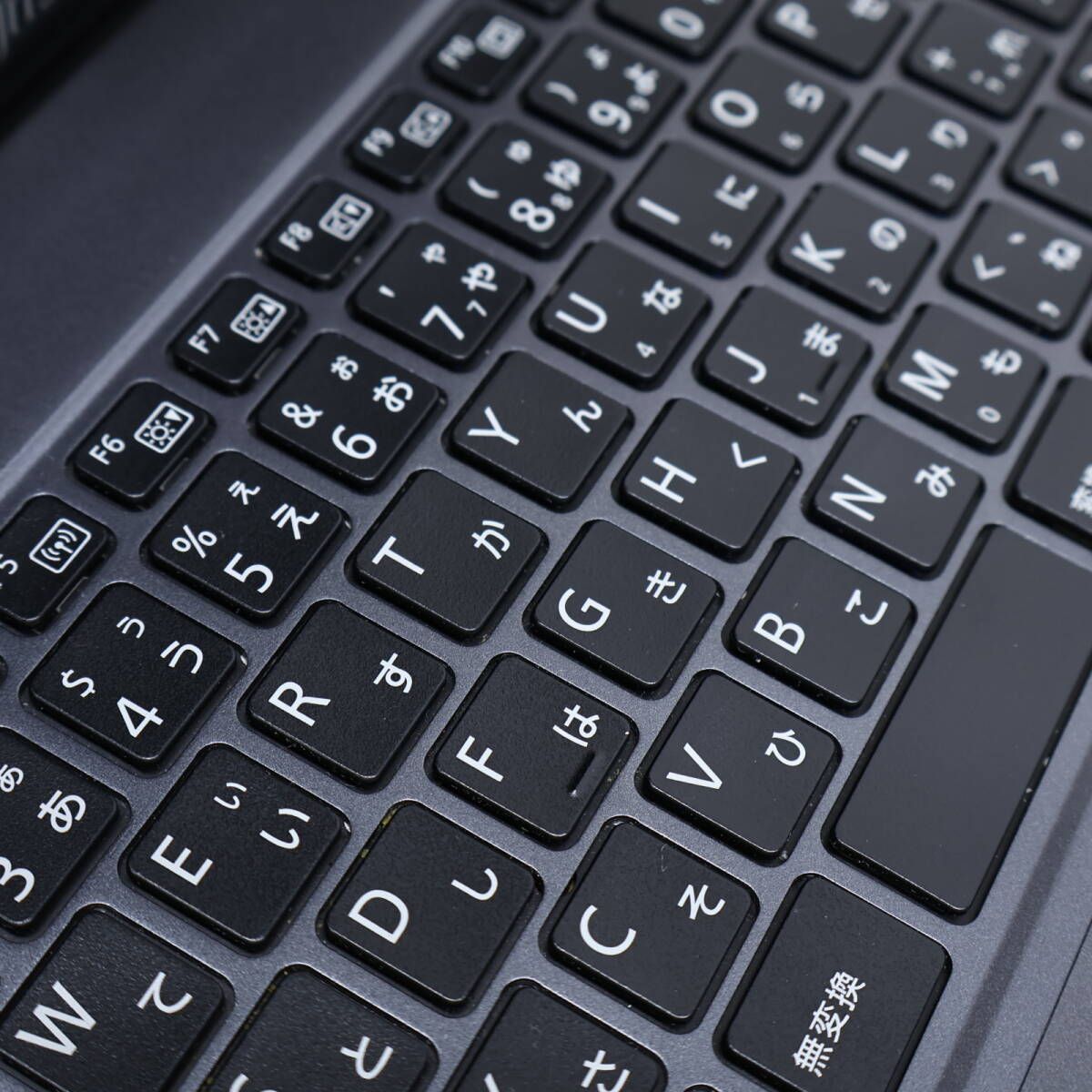 ☆美品 SSD128GB☆FMV LIFEBOOK C0700B Webカメラ Bluetooth 高解像度