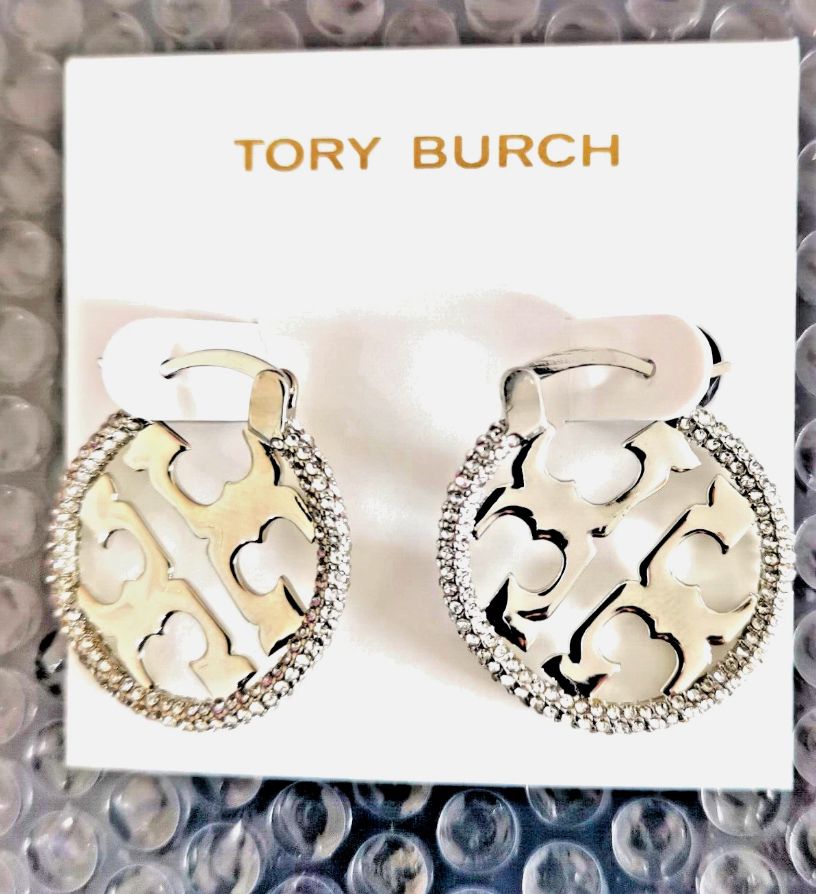 Tory Burch ラウンドピアス 新品未使用☆Tory Burch（トリーバーチ）ラウンドピアス - メルカリ