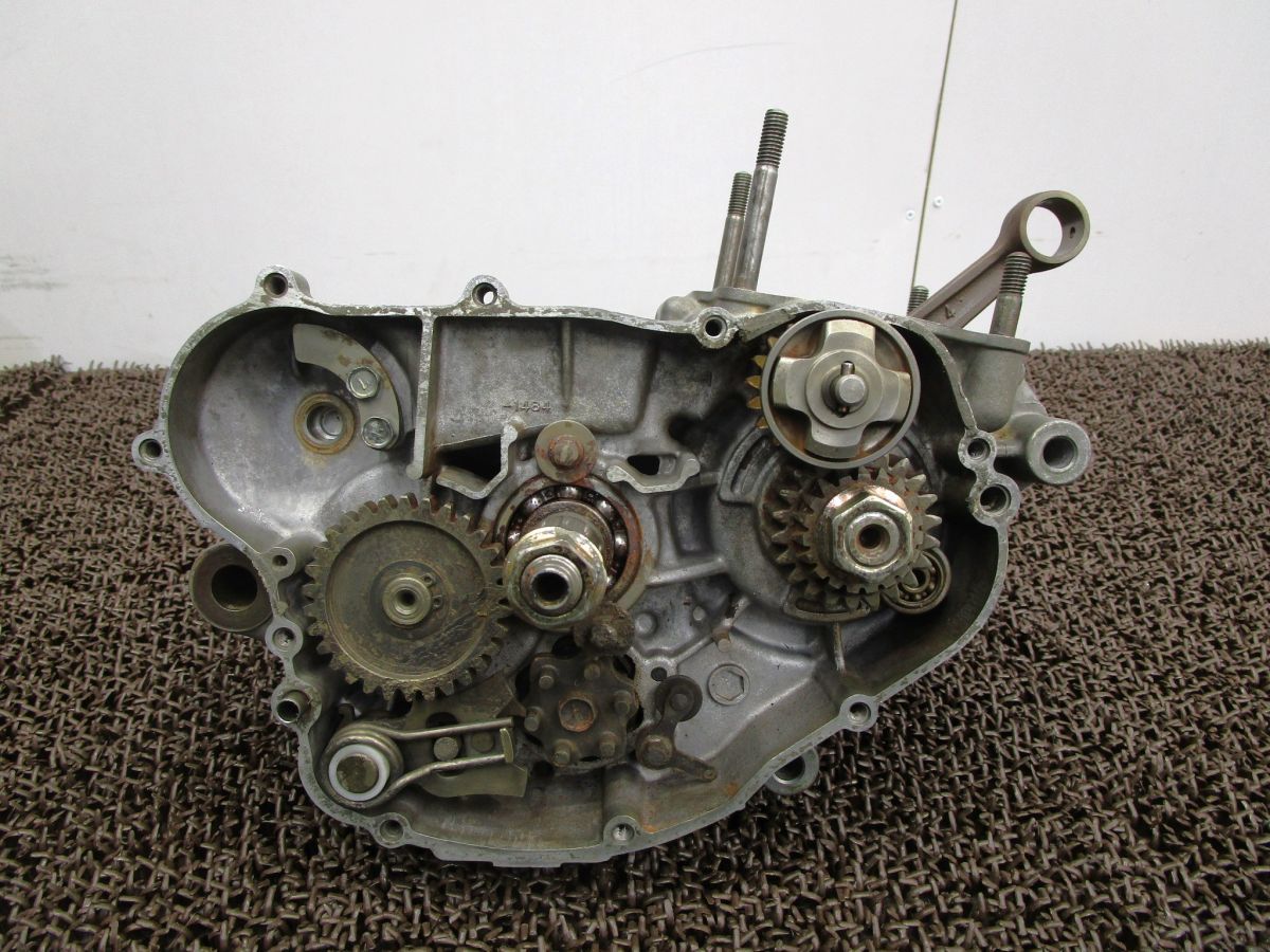 KDX200 エンジン腰下 クランクケース □A6890 カワサキ DX200EE キャブ車