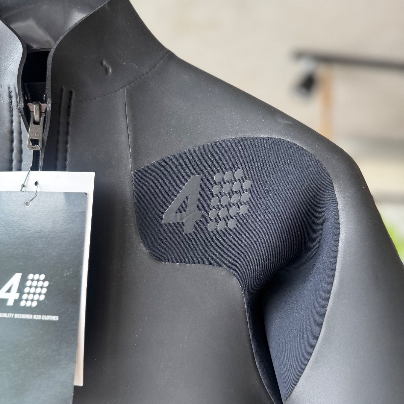 サーフィン ウエットスーツ