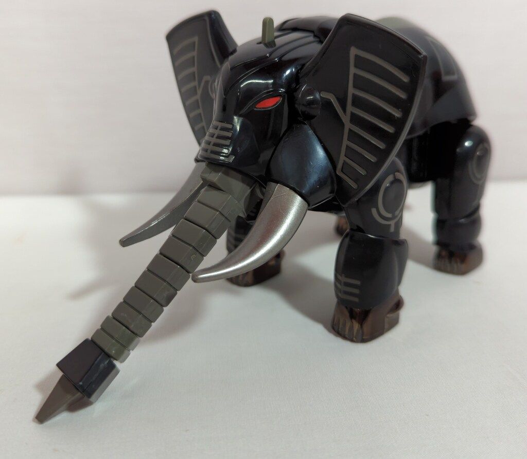 a*o様 【衝撃特価：本日まで！】Baccarat 置物】鷹 躍動感 エレガント