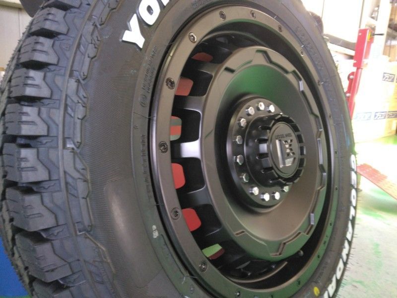 215|65R16 ホワイトレター