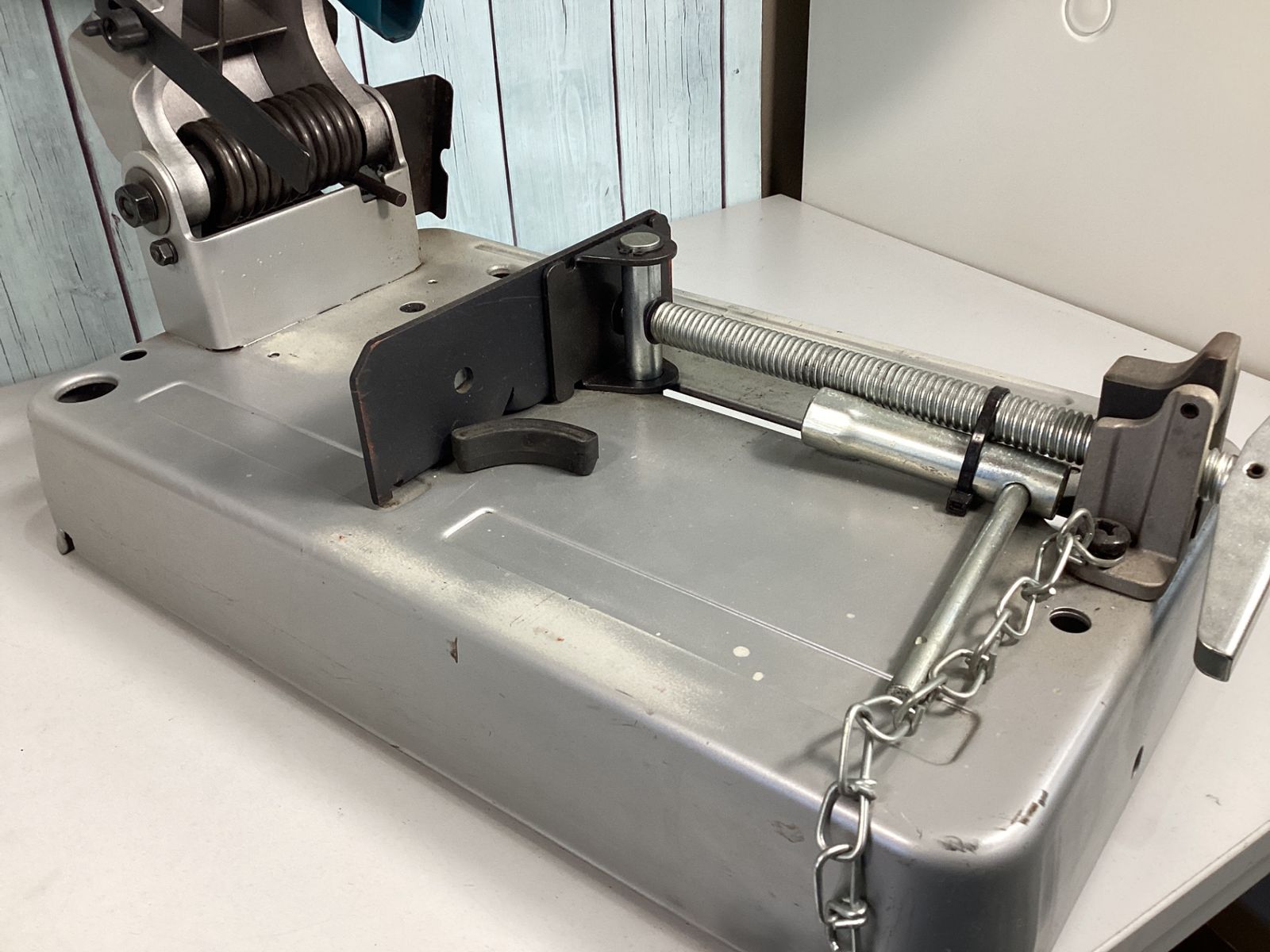 makita コードレス高速切断機