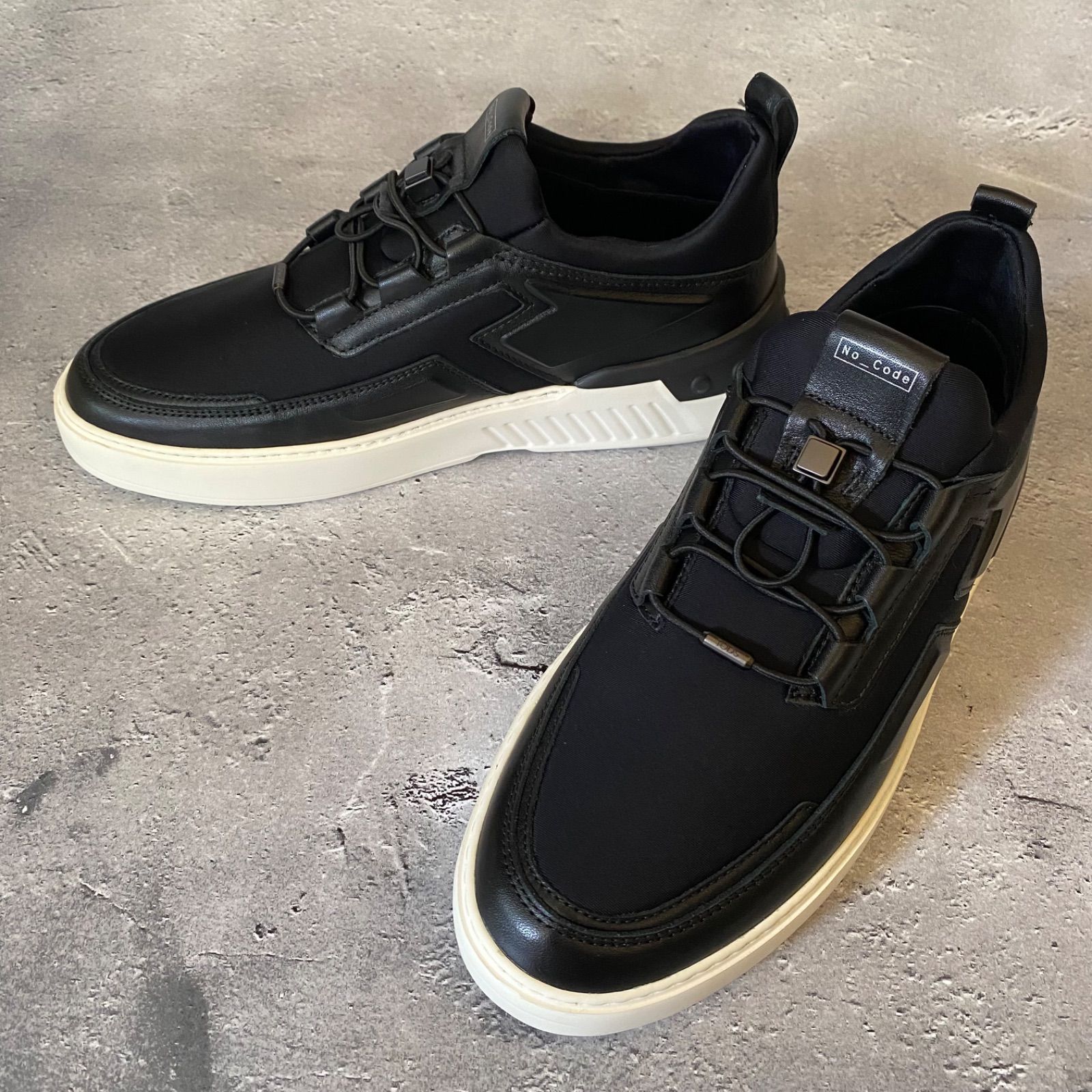 新品 TOD'S No_Code レザースニーカー ラグジュアリースニーカー