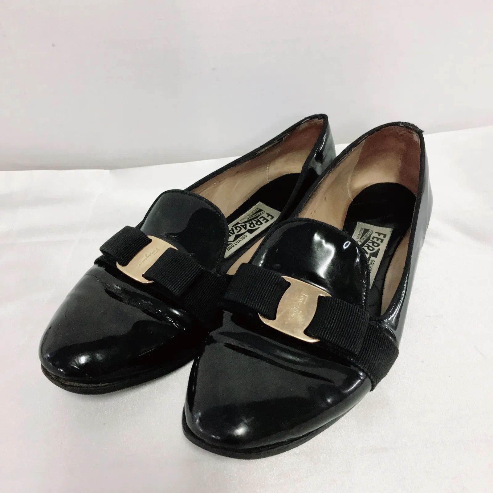 Salvatore Ferragamo サルヴァトーレフェラガモ エナメル