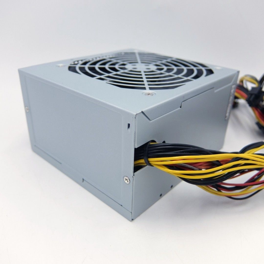 漫画16タイトル　未完結、ハンパセット KRPW-RS600W/88+ | 80PLUS SILVER取得 ATX電源 600W | 玄人志向