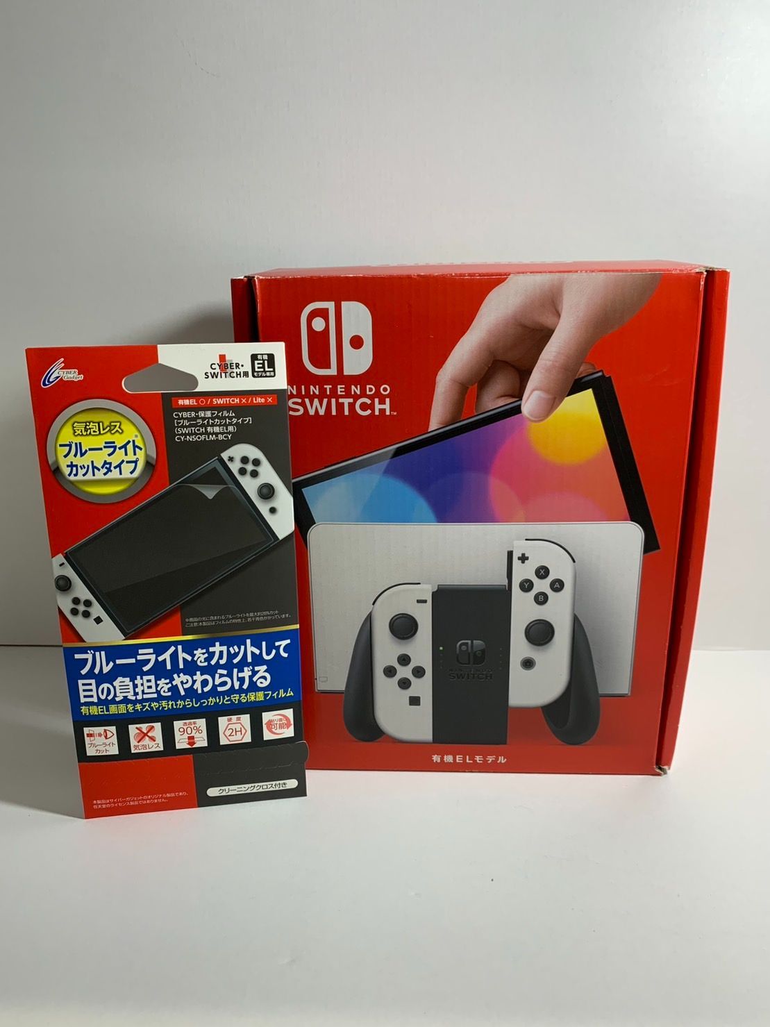 25.Nintendo Switch 有機ELモデル ホワイト（保護フィルム付き
