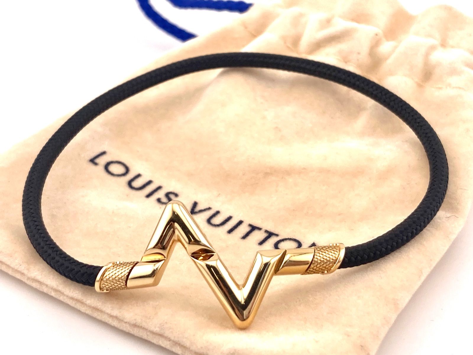 LOUIS VUITTON ルイ ヴィトン K18YG LV ヴォルト アップサイド ダウンブレスレット イエローゴールド 7.0g レディース