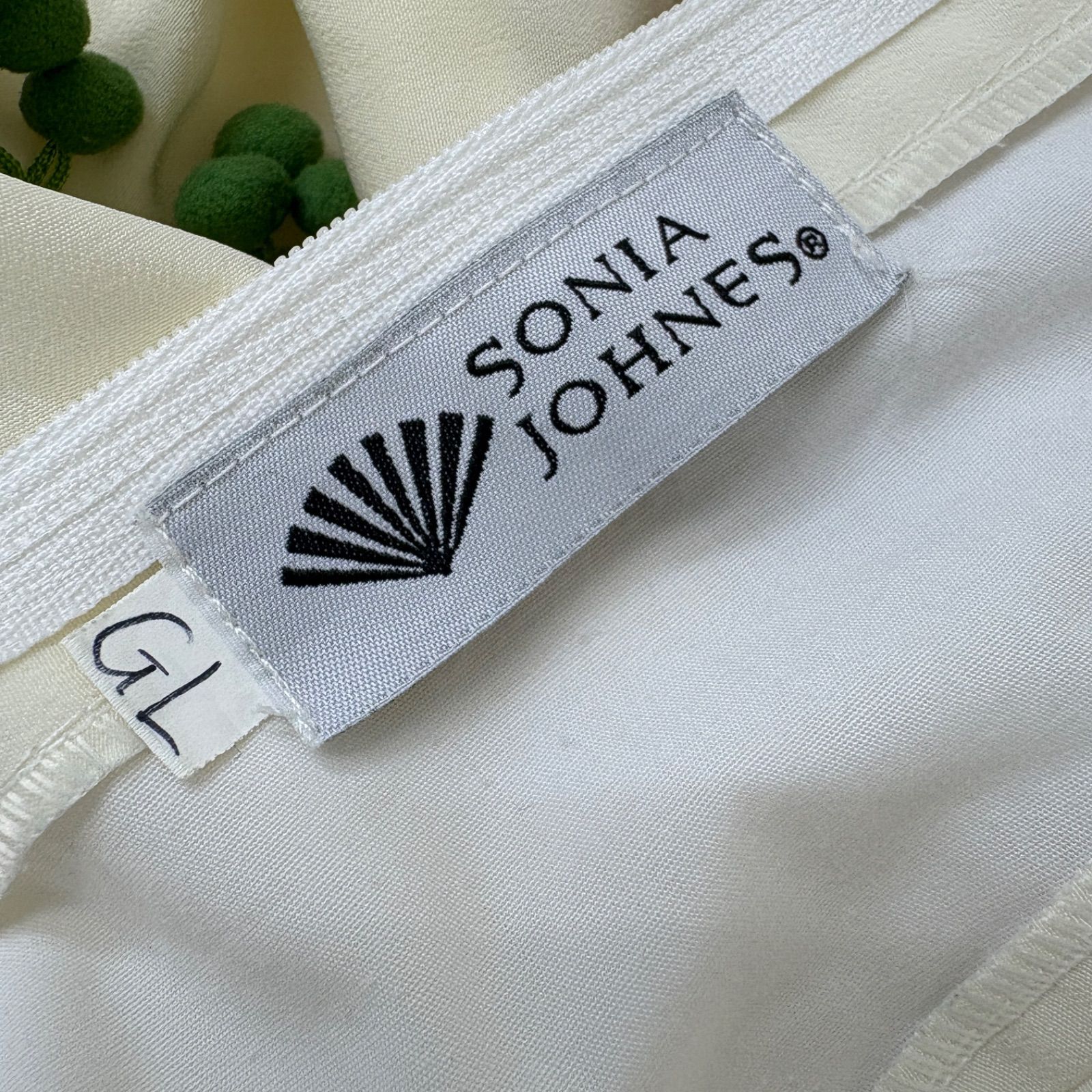 ファッションアプリ ソニアジョーンズ フラメンコ衣装 ツーピース フリル 編みレース 明朗な