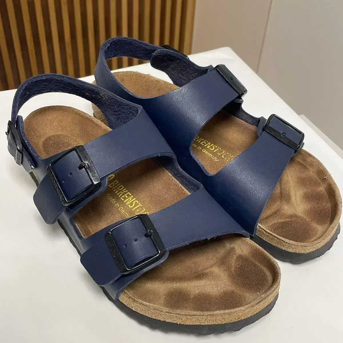 【雷市場（ポンジャン）商品韓国直送】BIRKENSTOCK(ビルケンシュトック) ミラノ ネイビー 260
