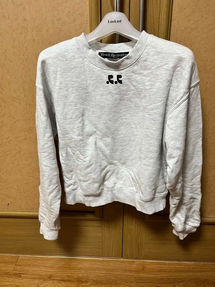 【美品】 Rest &Recreation トレーナー Rest & Recreation(レストアンドレクリエーション) トレーナー