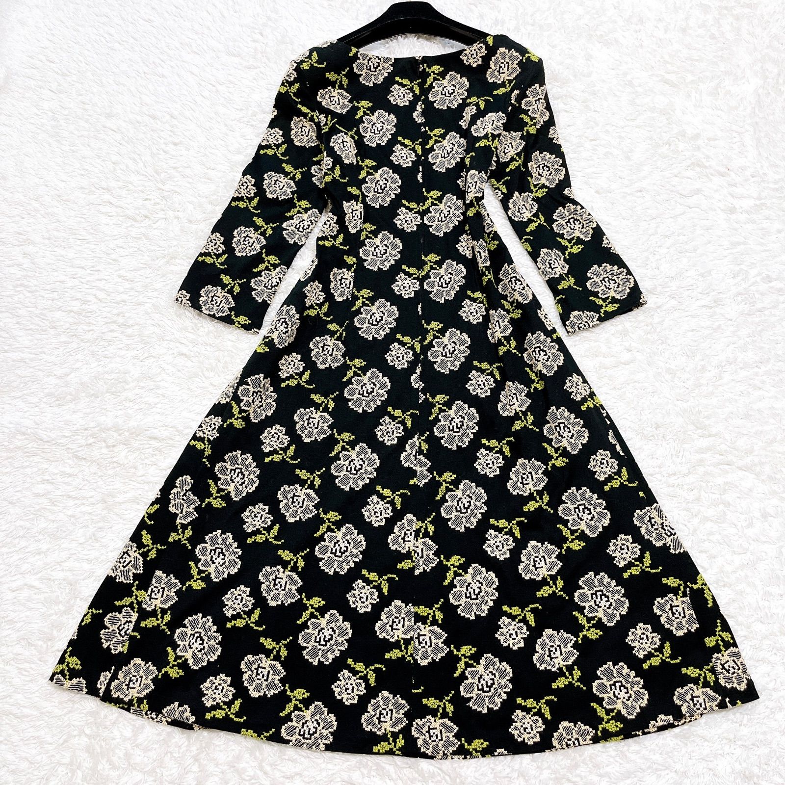美品✨Sybilla シビラ ワンピース Aライン ロング丈 ウエストリボン ゴージャス✨ 美品 Sybilla シビラ 豪華総刺しゅうロング