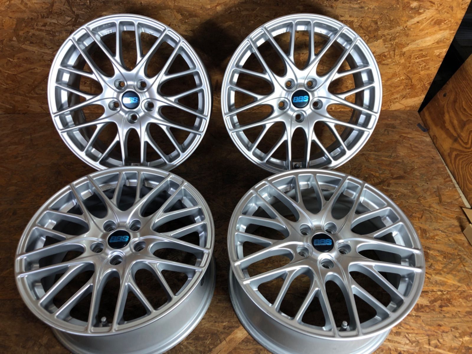 送料無料】BBS CS022 18インチ （中古アルミホイール単品 1台分） 新型 