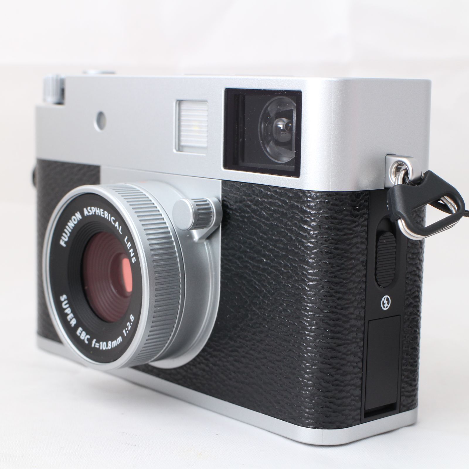 ☆新品同様品☆ 富士フイルム FUJIFILM コンパクトデジタル