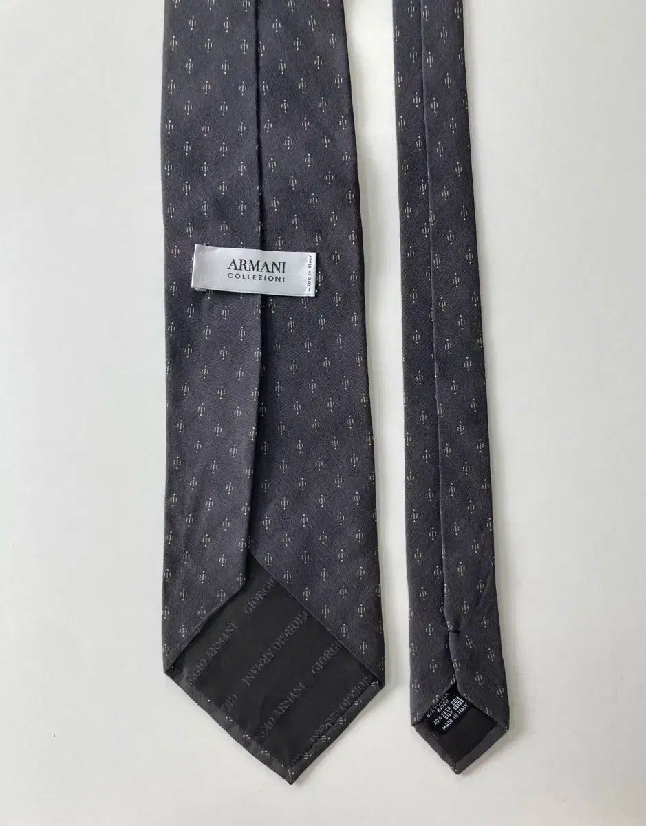 高級ブランドネクタイ　２０本セット　ARMANIなど　最終値　早い者勝ち ARMANI(アルマーニ) ブランド品 ネクタイ - メルカリ