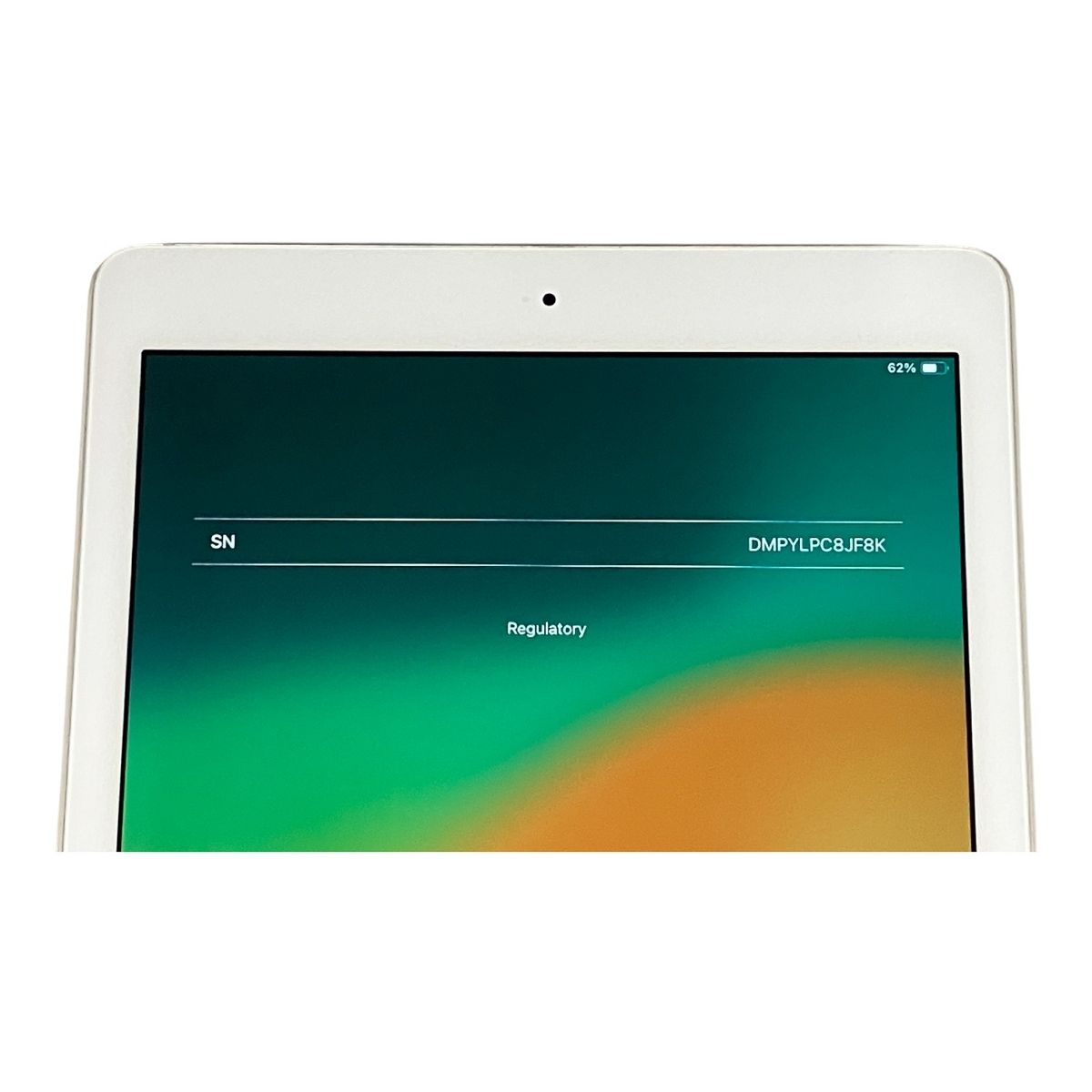 iPad - ipad 32gb 中古美品 付属品新品 第6世代  mr7g2j/a iPad 第6世代 WiFiモデル 32GB MR7G2J/A シルバー 9.7インチ