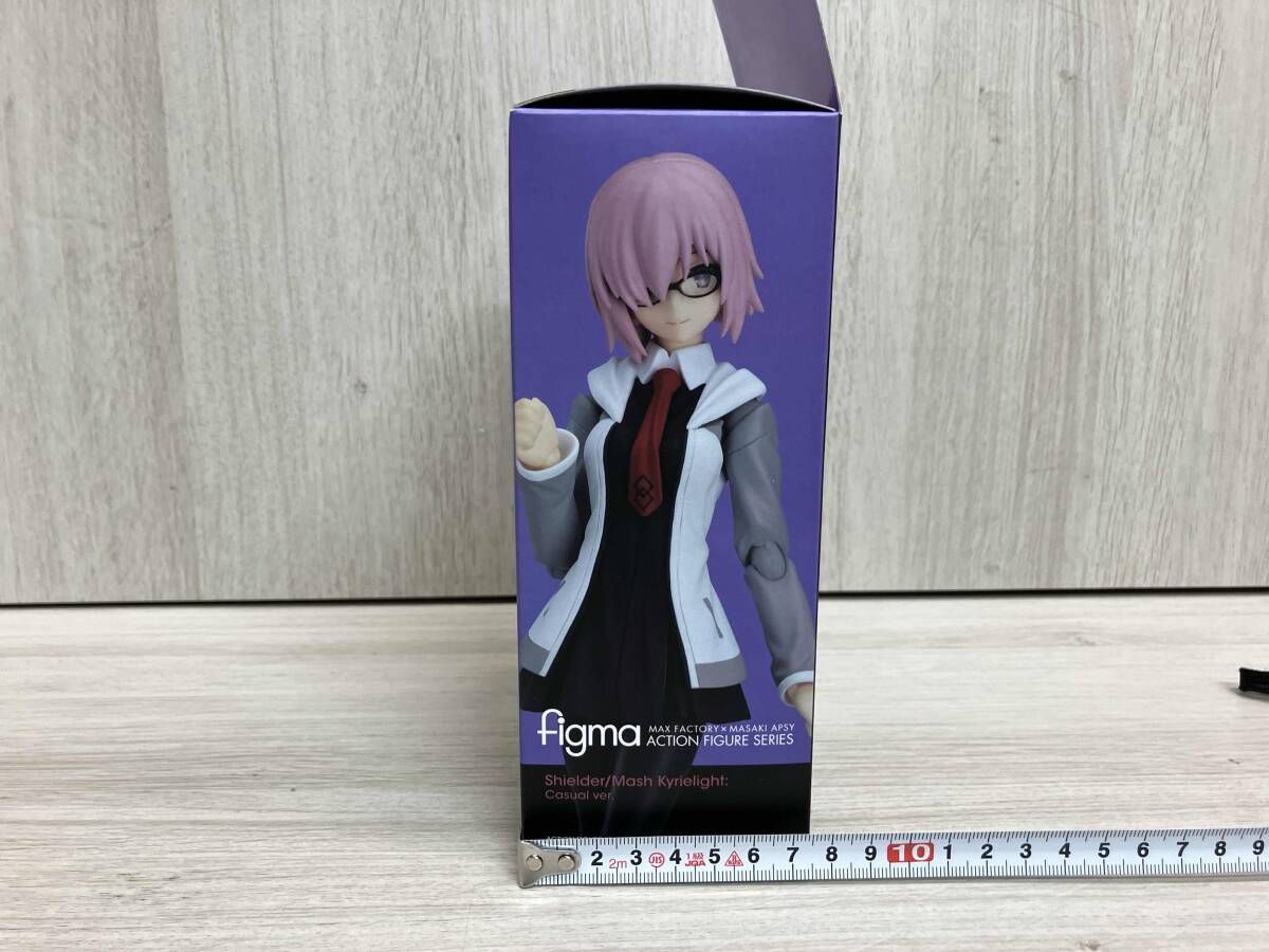 figma Fate シールダー マシュ・キリエライト 私服ver. VRBrhJ26TdGo._UX300_TTW__.jpg