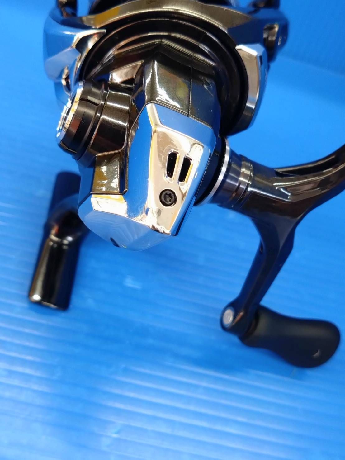 日本製 シマノ 23ヴァンキッシュ C3000SDHHG スピニング ダブル