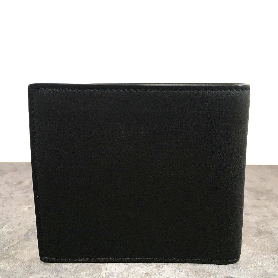 み GUCCI