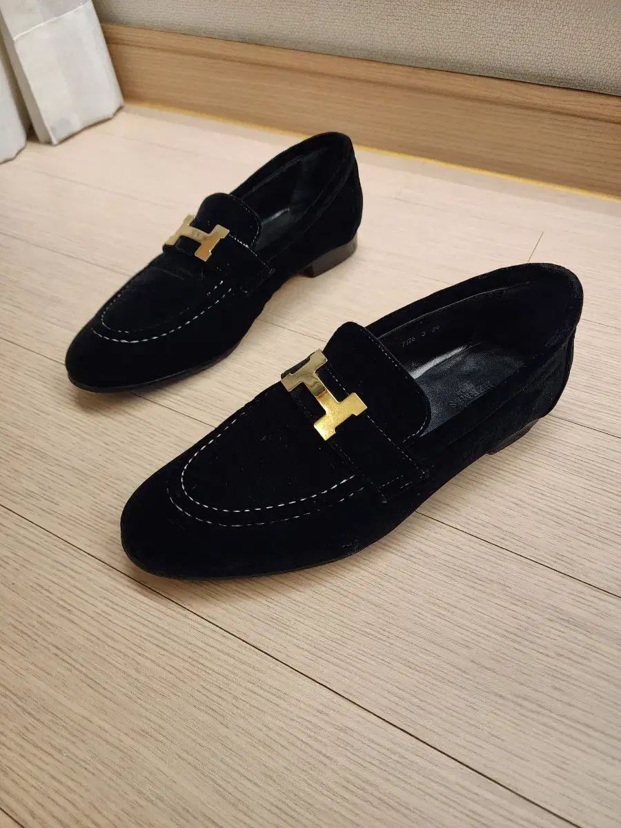 HERMES エルメス ベロア レディースローファー