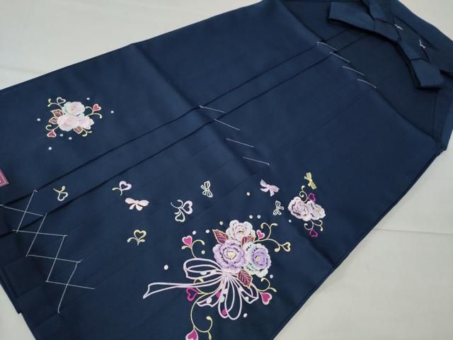 平和屋着物○女性 行灯袴 総刺繍 花唐草文 留紺色 卒業式 洗える着物  