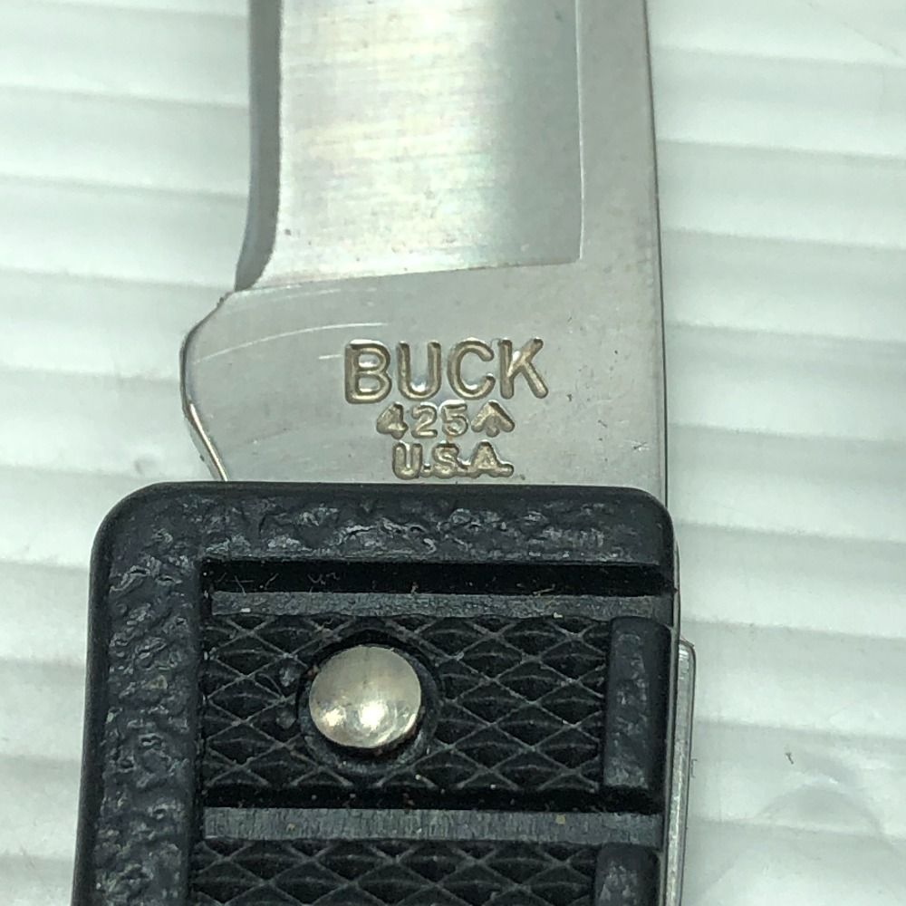 ΣΣBUCK