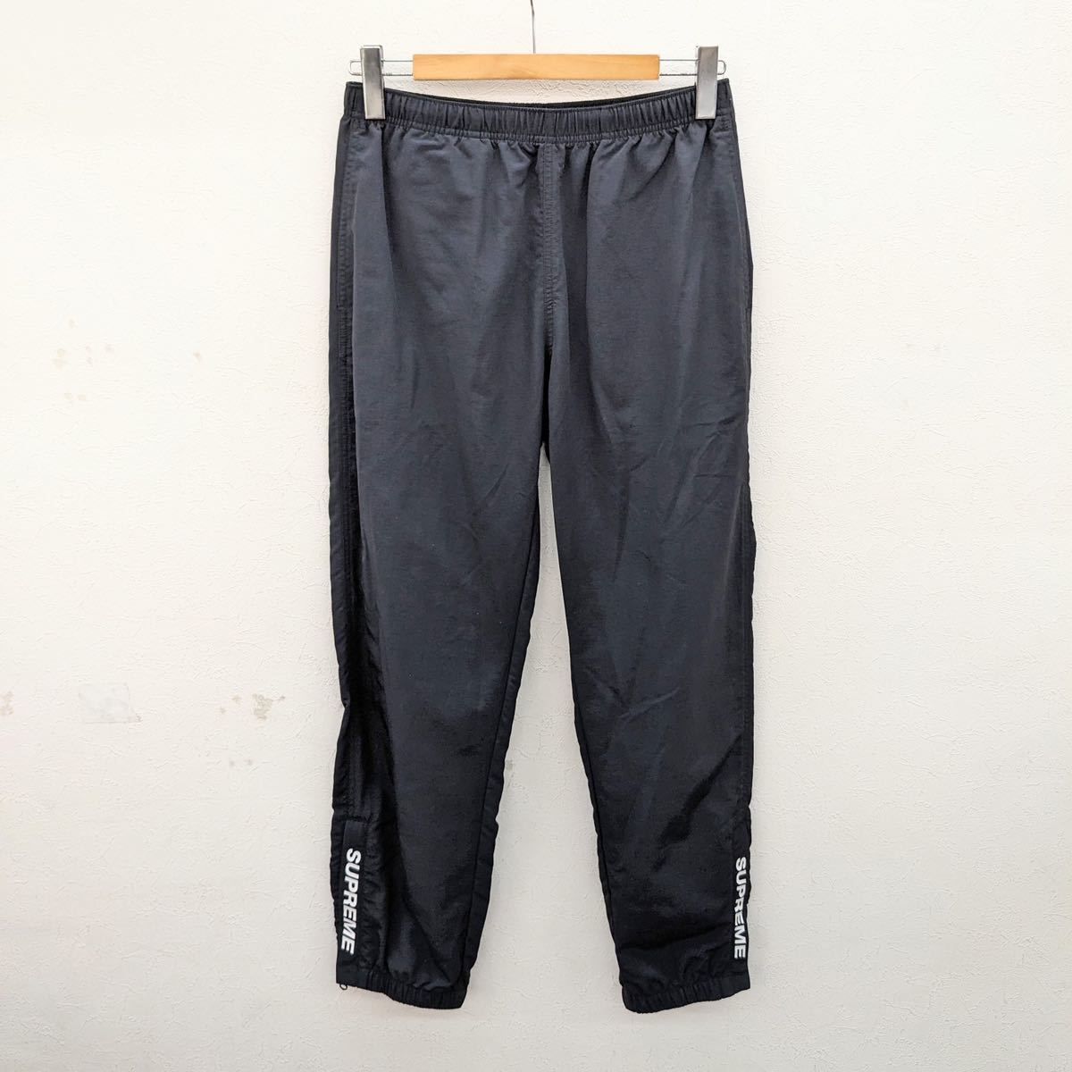 Supreme Warm Up Pant ブラック ナイロンパンツ S-