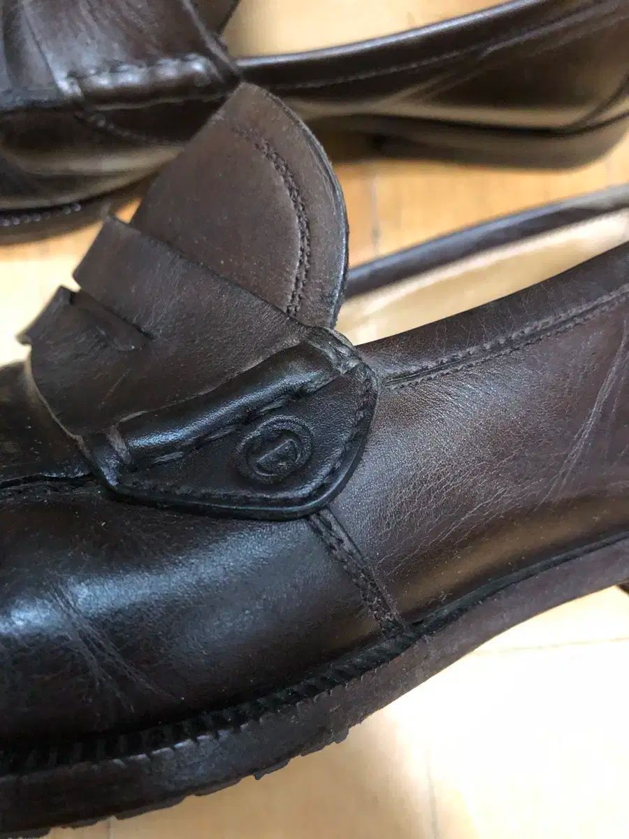 GUCCI グッチ