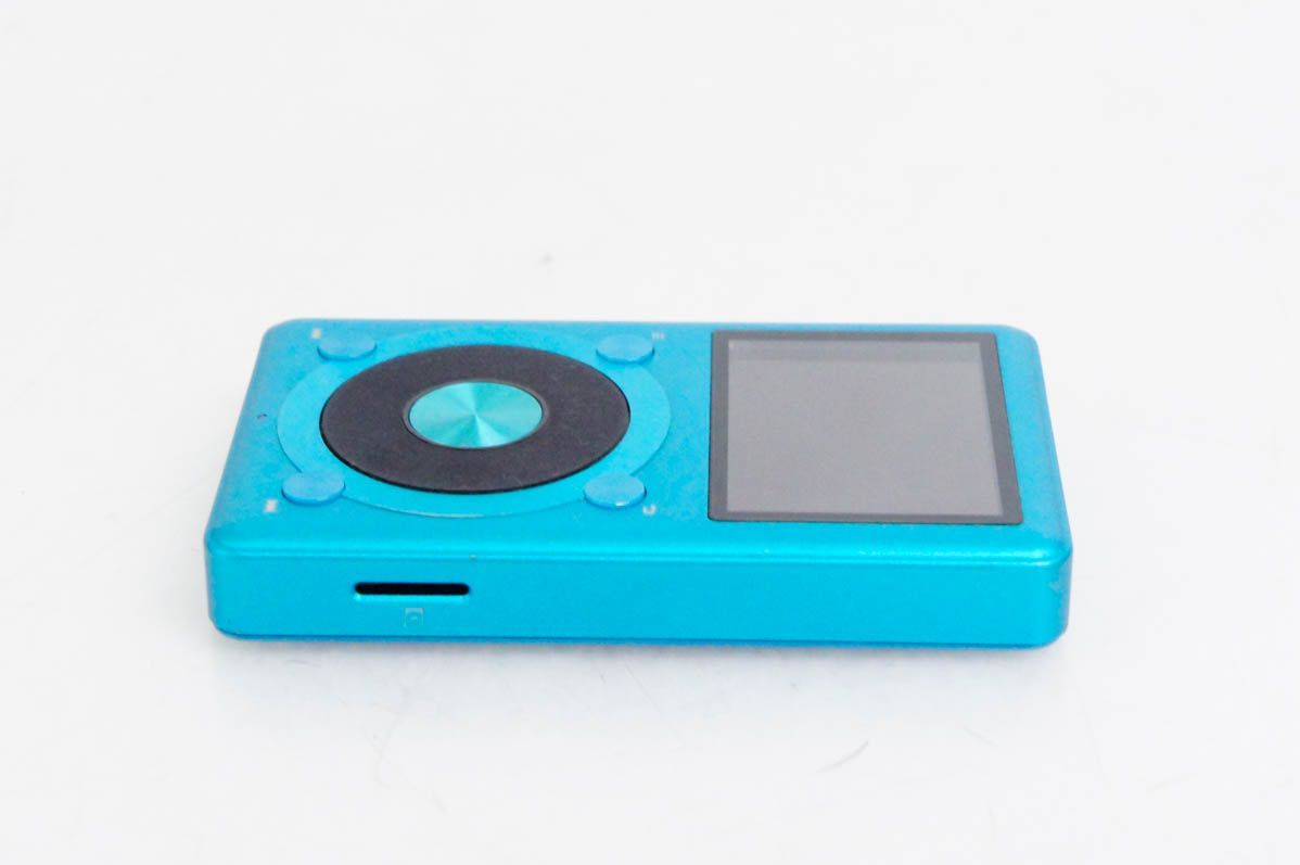 FiiO X1（シルバー）デジタルオーディオプレーヤー ハイレゾ対応　本体のみ FiiO、税抜2万円のハイレゾ携帯音楽プレーヤー「FiiO X1