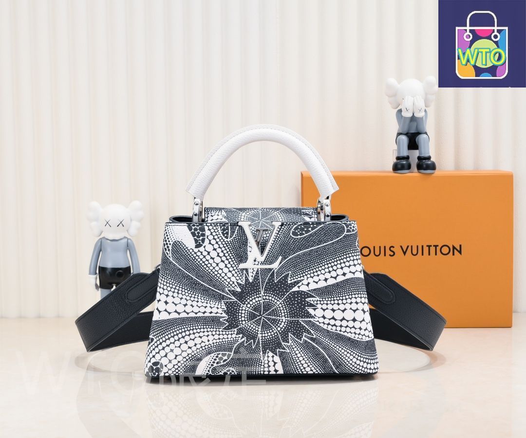 Louis Vuitton、リュックサック、手首バッグ、旅行バッグ、手に