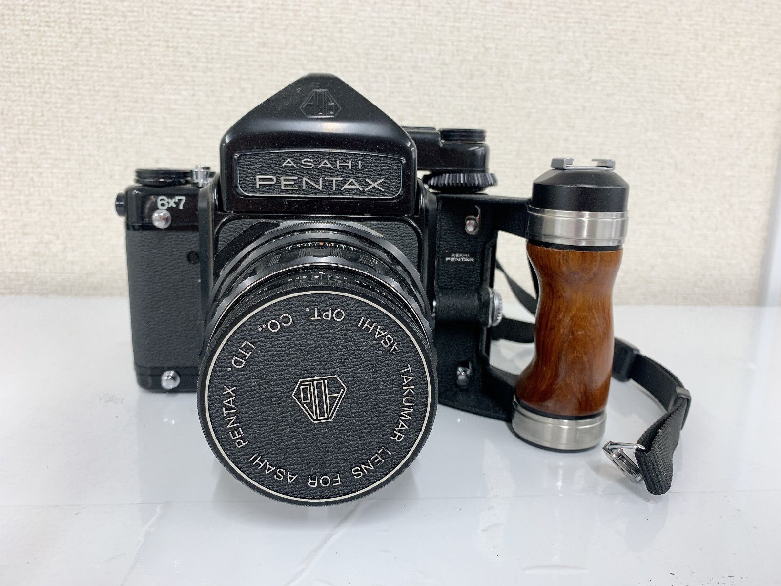 ￥5 動作未 ASAHI PENTAX 6x7 105mm F2.4 一眼レフフィルムカメラ カメラ 1