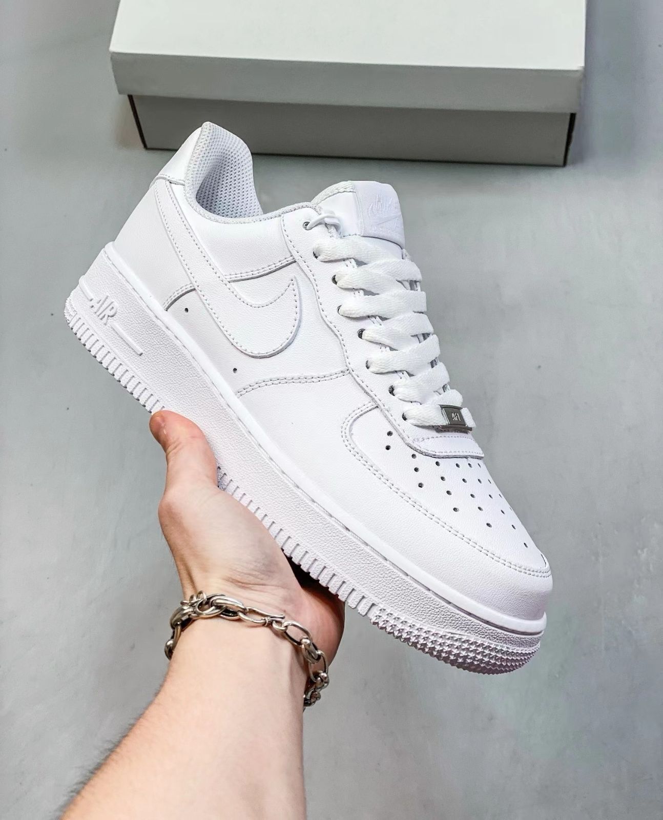 大人気！ナイキ エアフォース1 Nike Air Force 1 low ホワイト レディース メンズ スニーカー 男女兼用