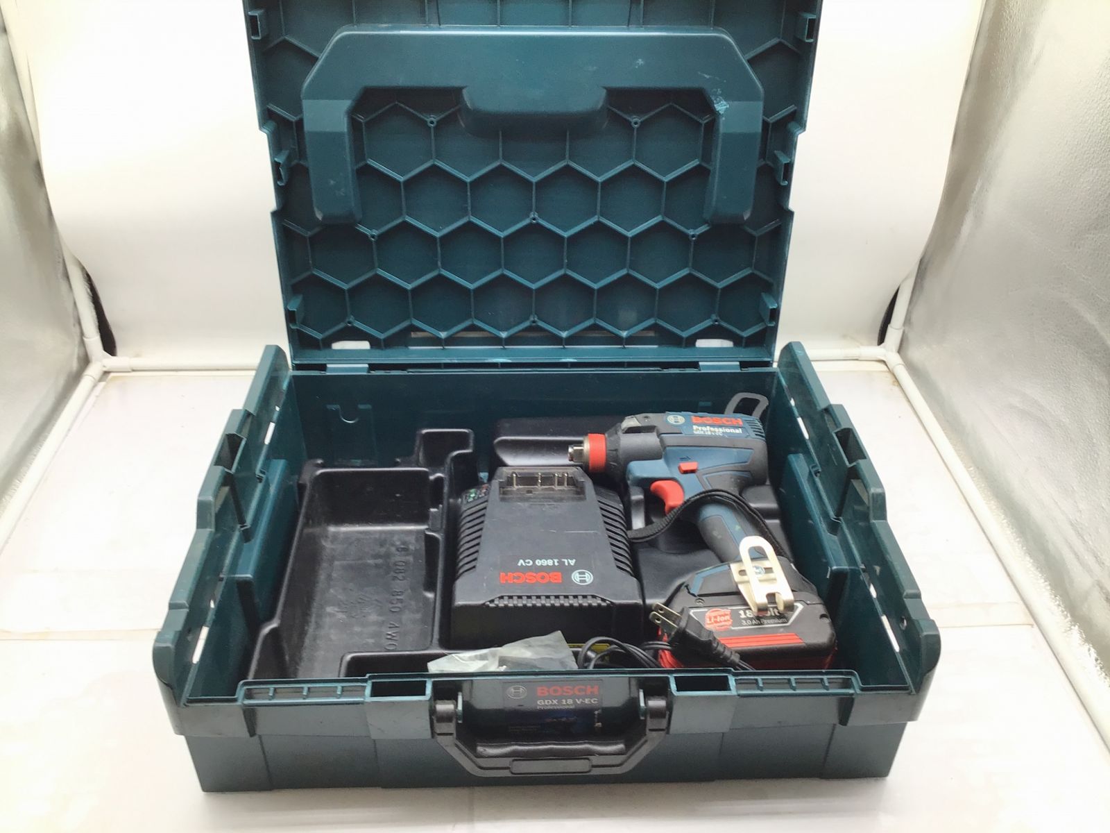品 BOSCH|ボッシュ バッテリーインパクトドライバー GDX18V-EC ITGKPHQ2CNAC エコツール笠寺店 M02