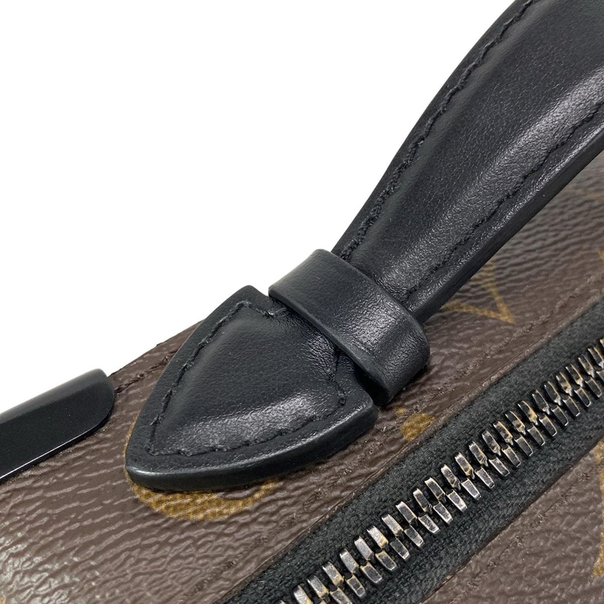 VUITTON