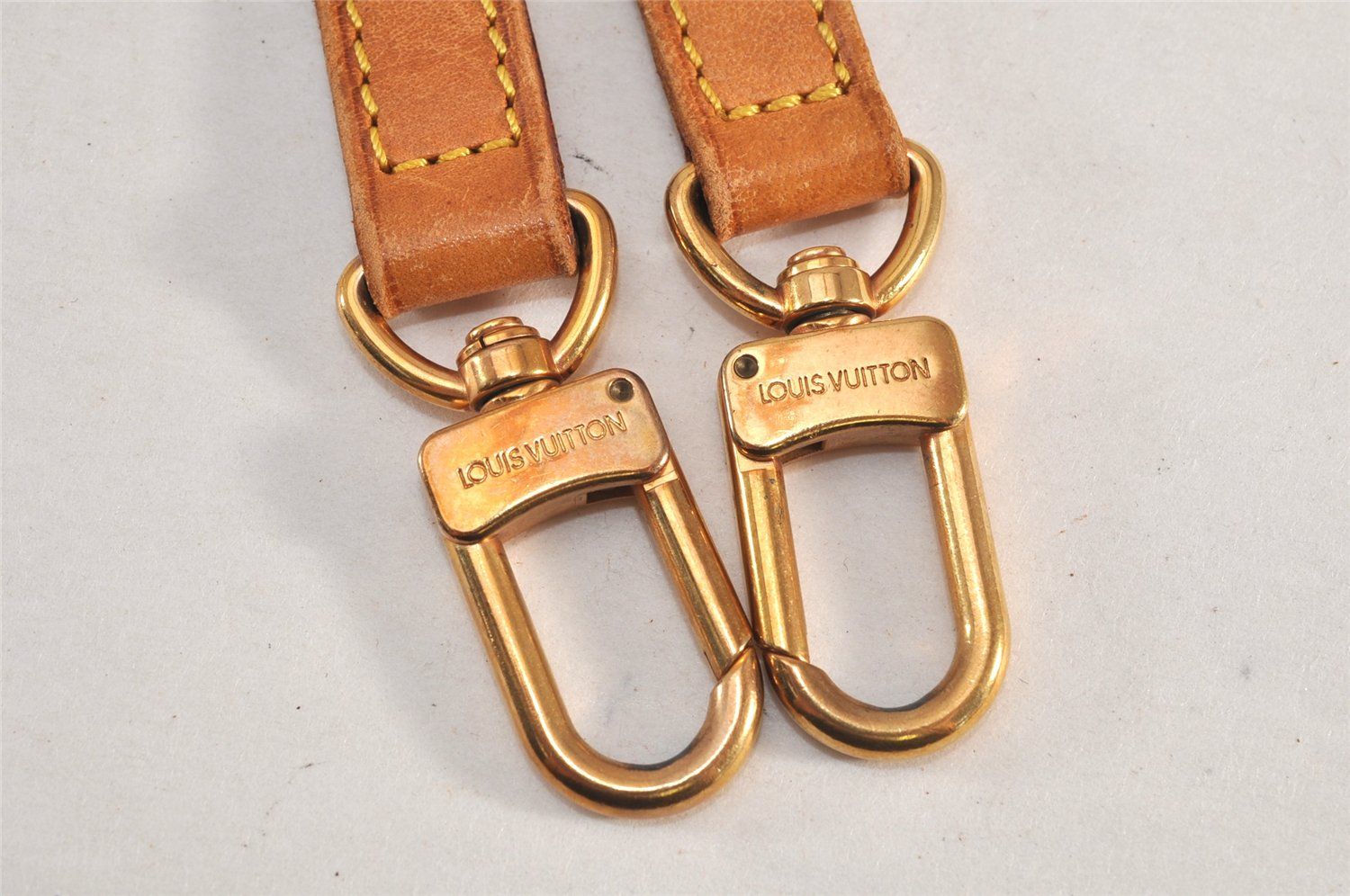 LOUIS VUITTON ルイヴィトン レザー ショルダーストラップ