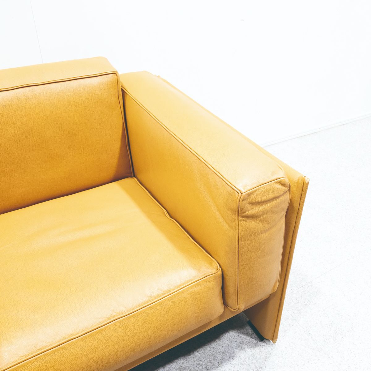 展示品】Cassina カッシーナ 405 DUC デュック 1人掛け ソファ 本革