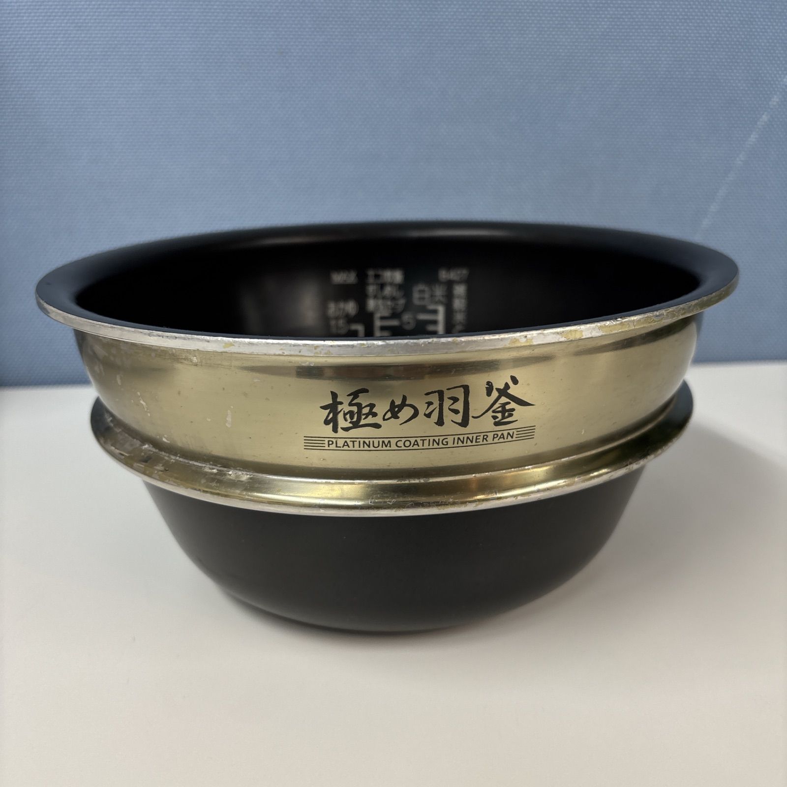 I556 ? 最上級モデル！ ZOJIRUSHI 圧力IH炊飯ジャー 5.5合炊き 
