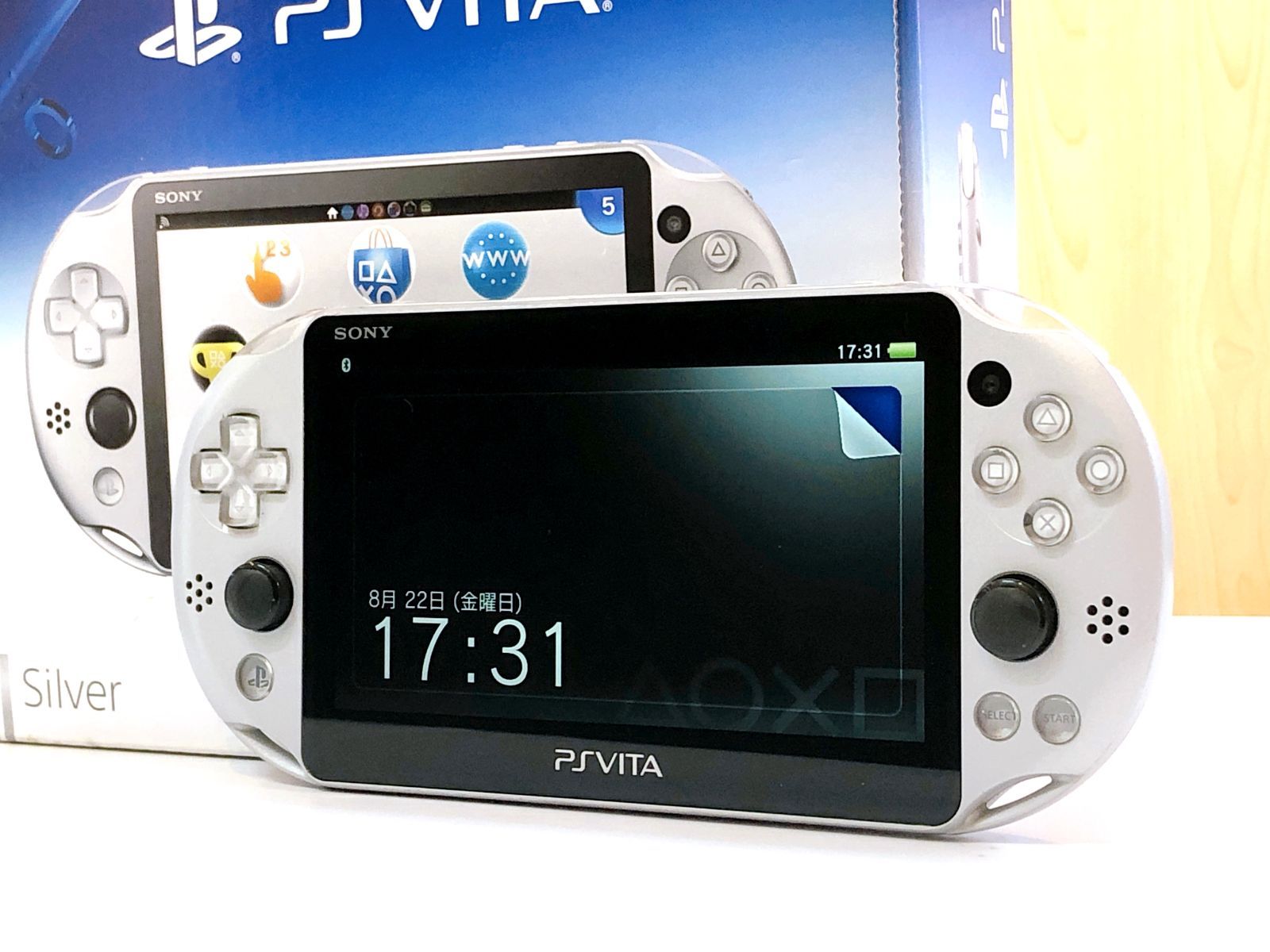 2471】ソニー PS VITA PCH-2000 ZA25 シルバー 1GB搭載 Wi-Fi