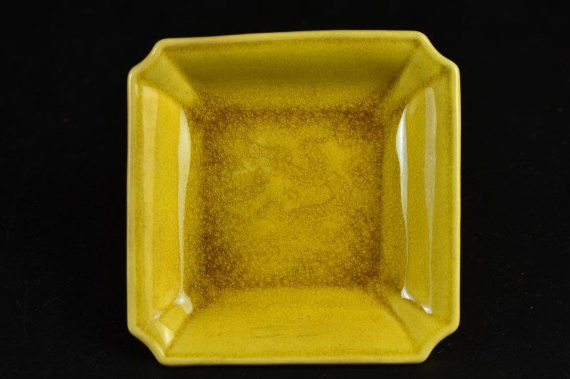 蔵A4797b】珉平焼 淡路焼 黄交趾 龍図 小皿 九客 民平