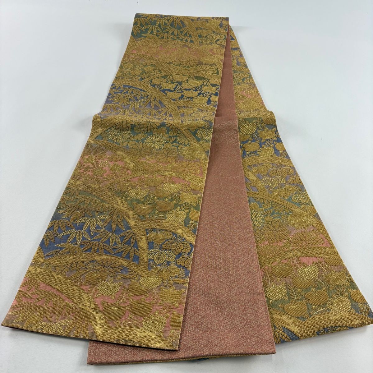 年末のプロモーション特価！ 袋帯 美品 名品 菊 笹 金糸 箔 金色 全通 正絹 【中古】 - メルカリ 着物・浴衣