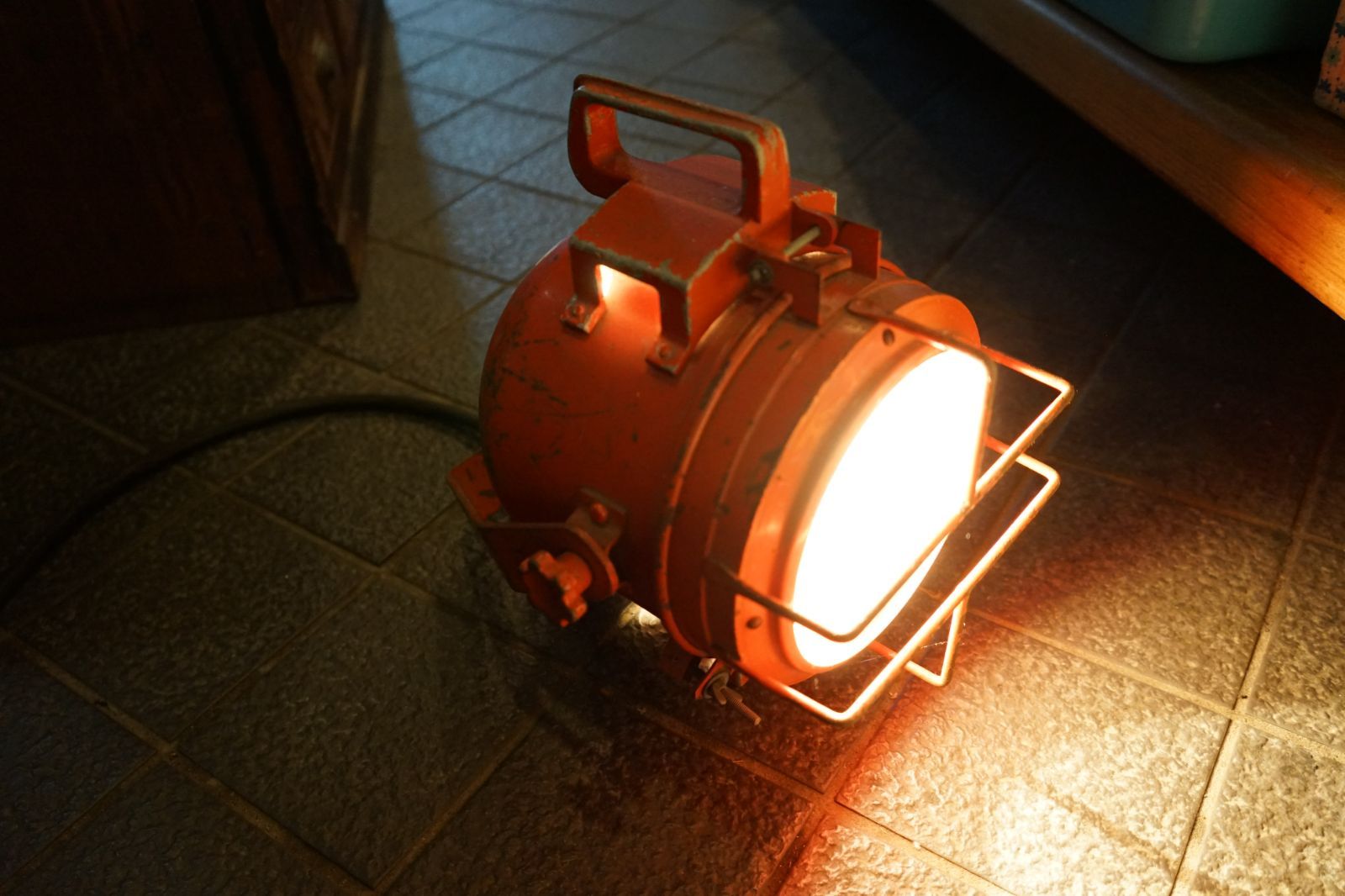 投光器 サーチライト 作業灯 100V 消防署 屯所 防災災害用 昭和レトロ 消防用 投光器 ライト サーチライト スポットライト 昭和レトロ レトロ